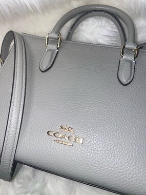Coach leather purse New